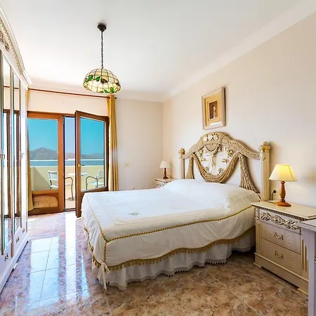 Jasmina Guest house *