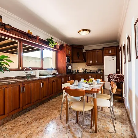 Guest house Jasmina Nazaret